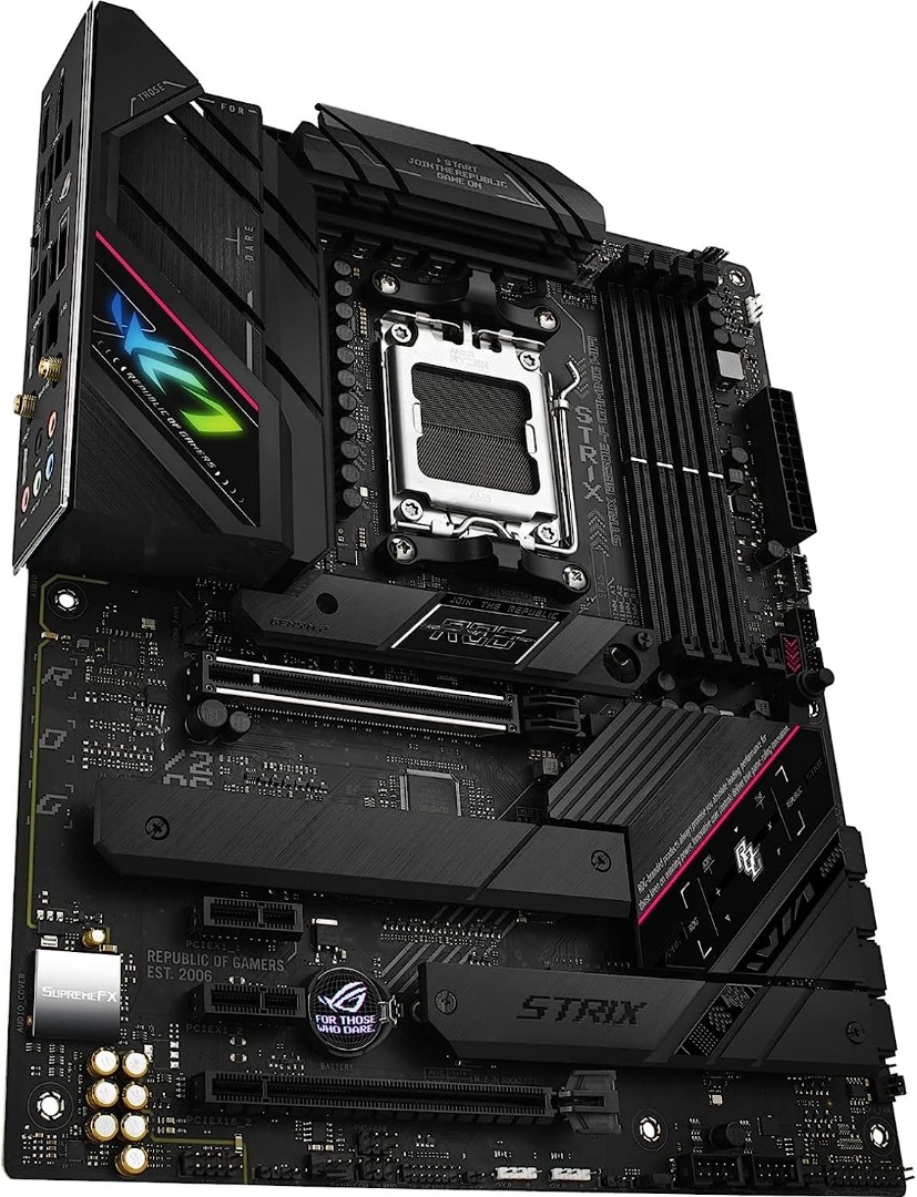 Alternative view of ASUS ROG Strix B650E-F Gaming WiFi